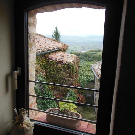 Appartamento Larocchettina Castiglione dʼOrcia Camera foto